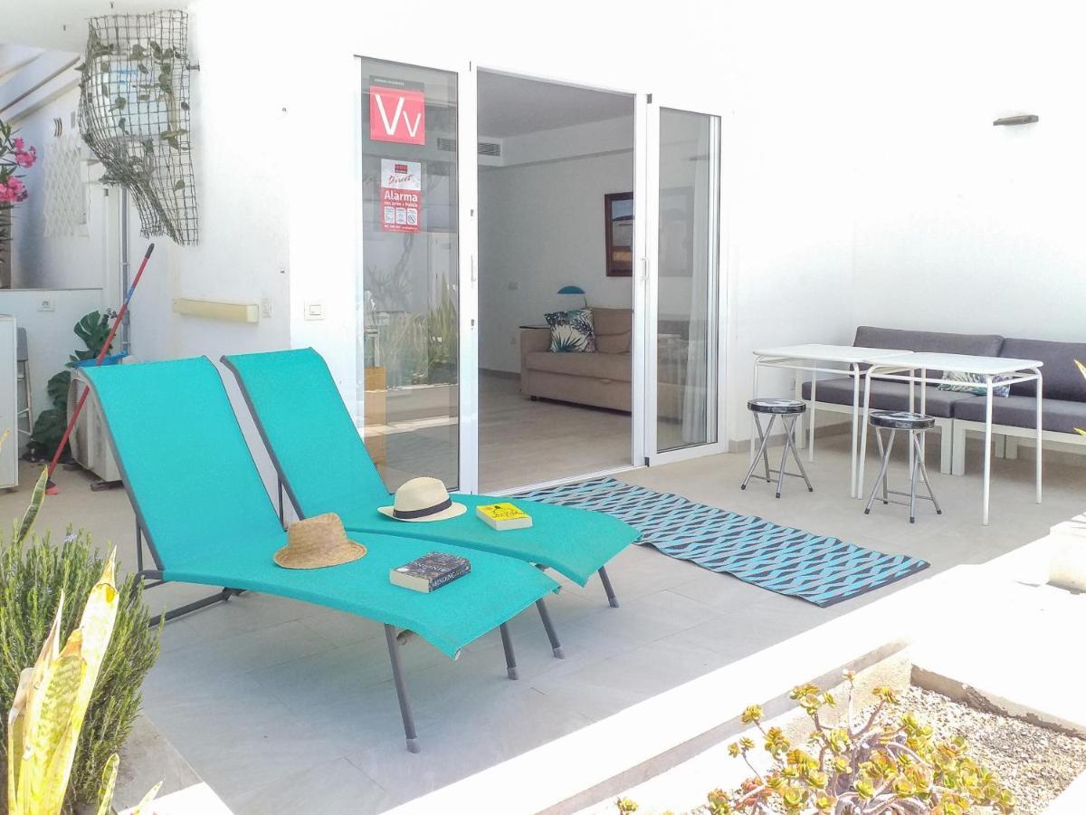 Con Terraza Y Piscina En Playa Del Ing