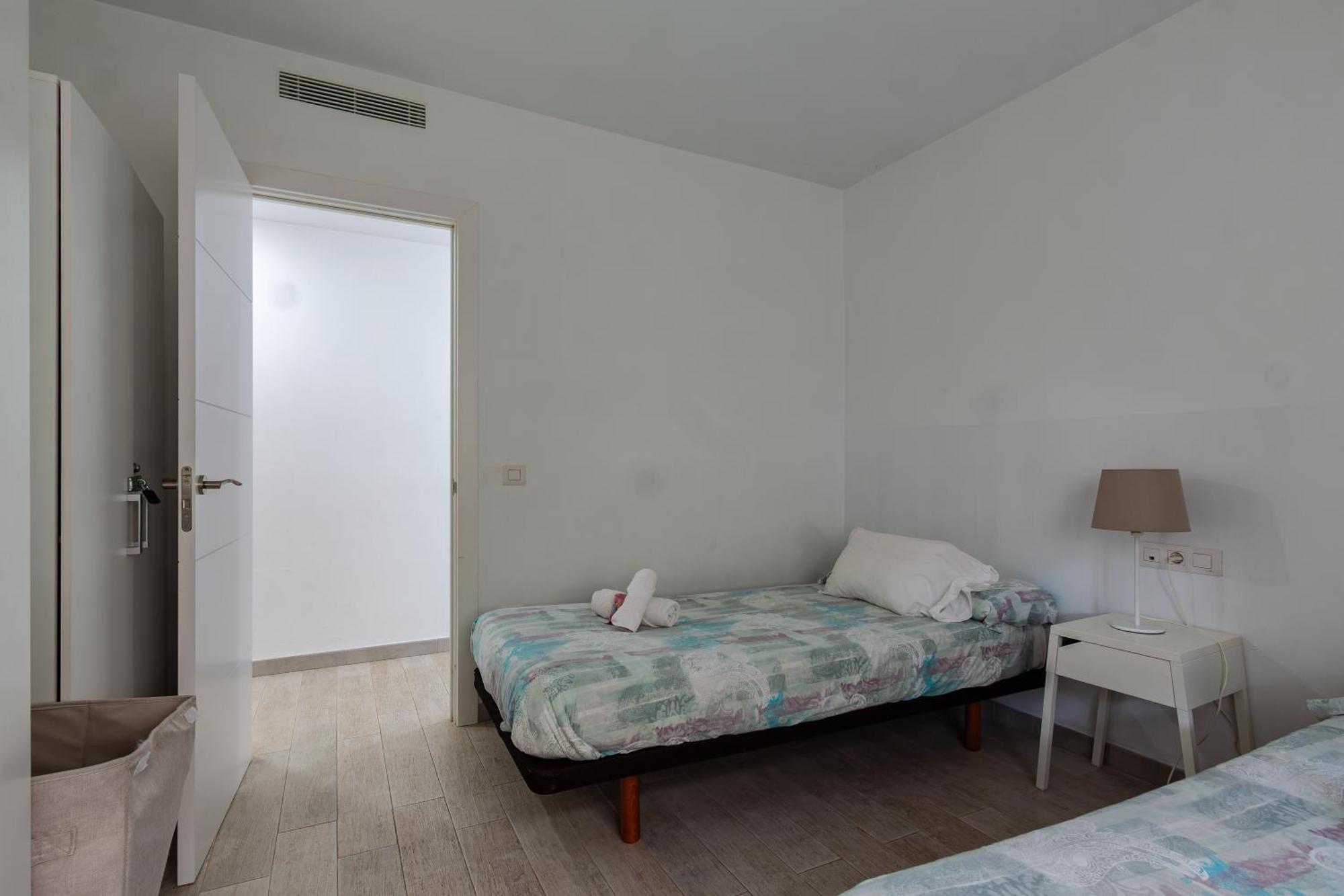 Apartment Con Terraza Y Piscina En Playa Del Ing