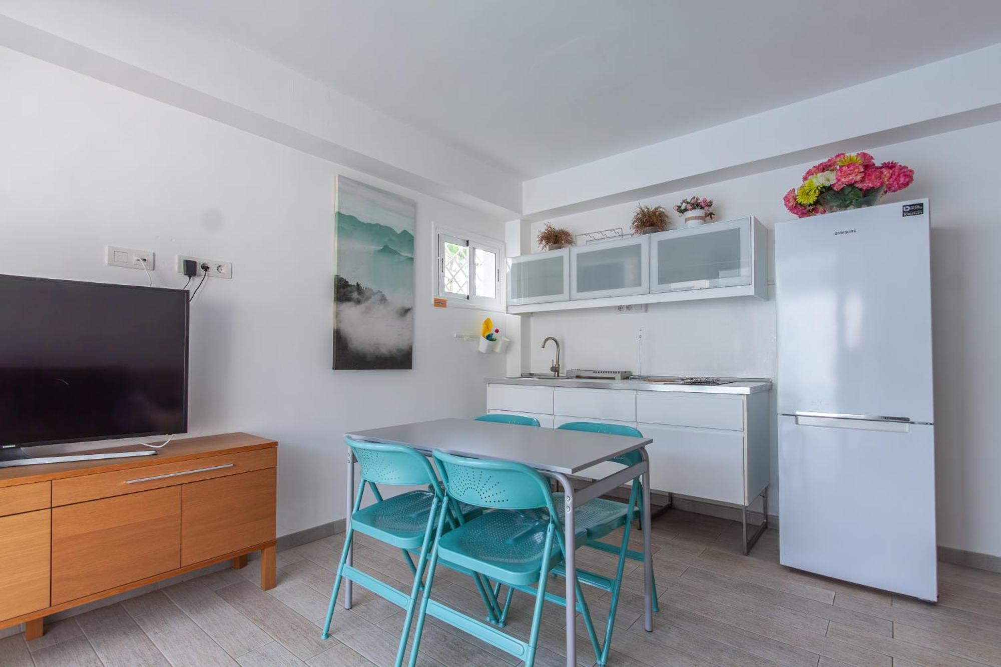 Apartment Con Terraza Y Piscina En Playa Del Ing *