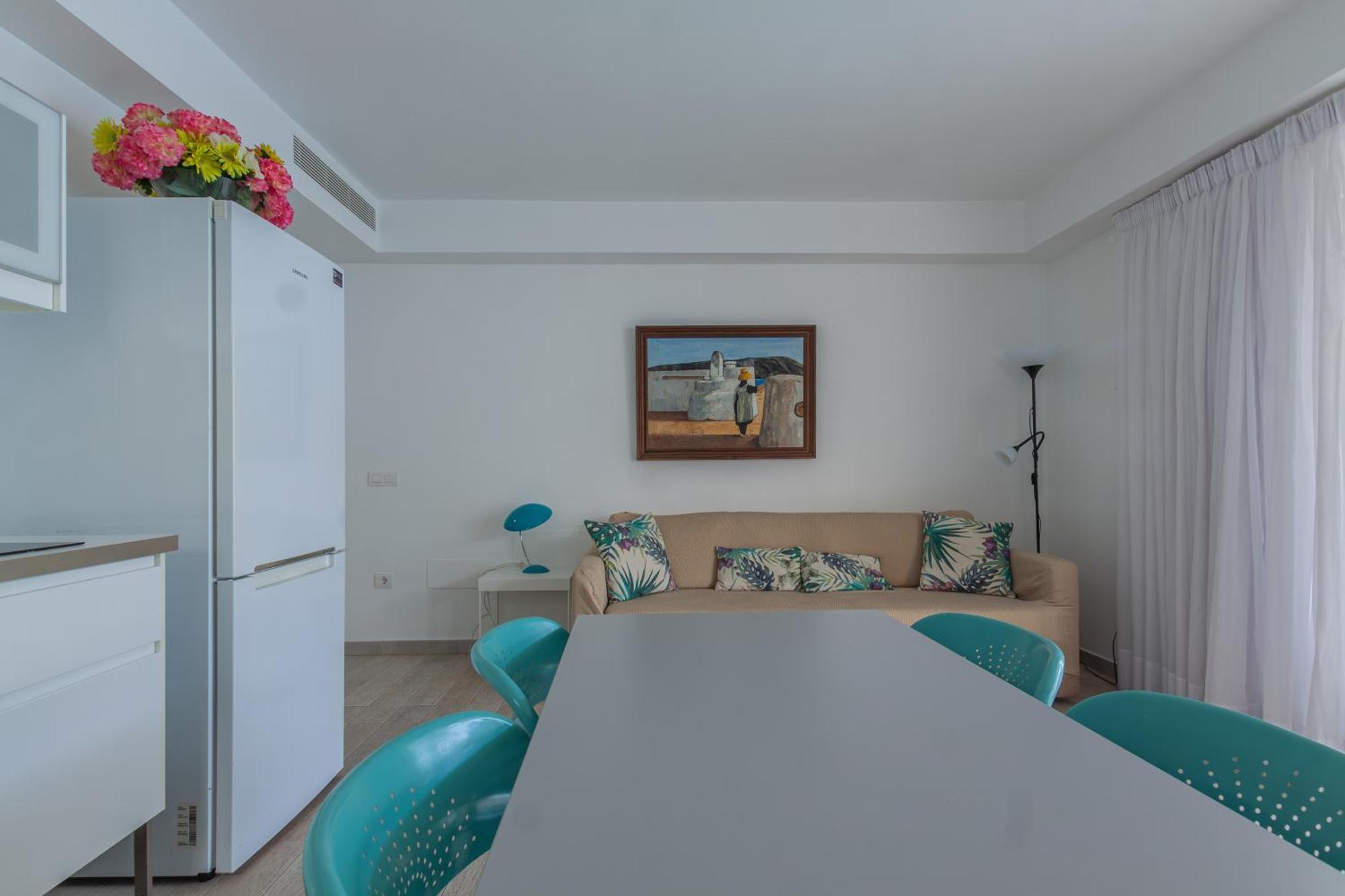 Apartment Con Terraza Y Piscina En Playa Del Ing *